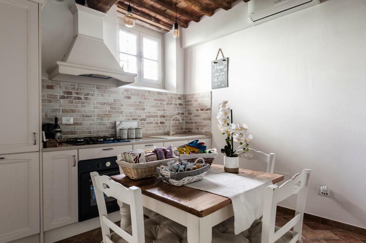 Apartamento Residenza I Pini Lucca Exterior foto